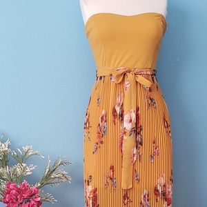 Spring/ Summer pleated yellow dress